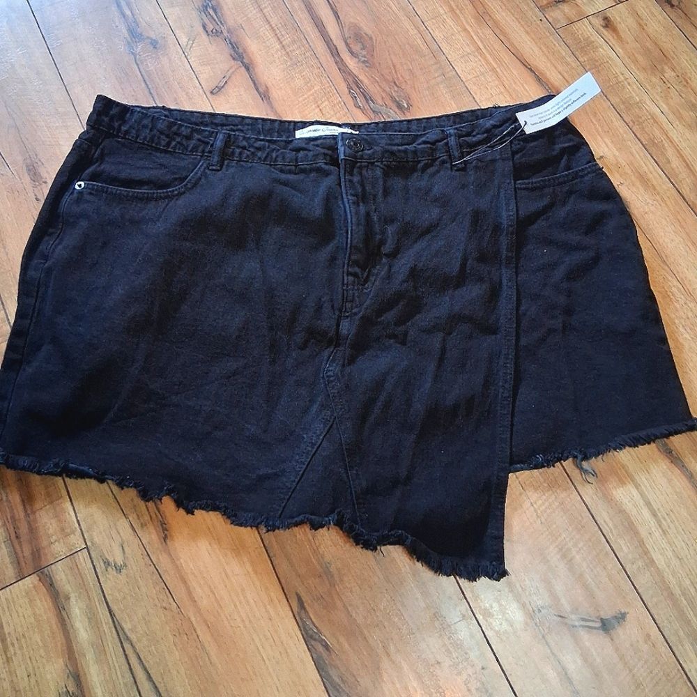 Highway Jeans Womens Skort Size 20W Black Denim Distressed Raw Hem Cotton New - Picture 7 of 7